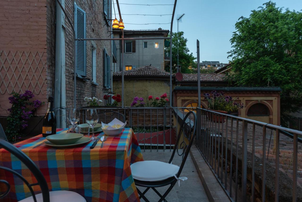 Capo Di Lucca Home - In The Historical Center With Terrace Bologna Esterno foto